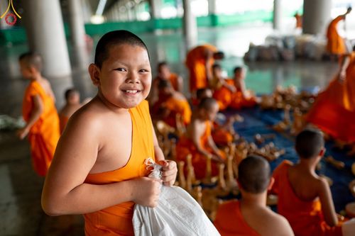 ภาพ No.60868:V.37 ยิ่งกว่าดี เพื่อ 80 ปีของพ่อ ภาพการเตรียมงานของหน่วยงานต่างๆ เพื่อพิธีฉลองอายุวัฒนมงคล 80 ปี หลวงพ่อธัมมชโย และรับถวายมหาสังฆทาน 10,000 กว่าวัดทั่วประเทศ ในวันคุ้มครองโลก วันจันทร์ที่ 22 เมษายน พ.ศ. 2567