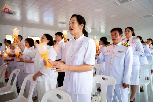 ภาพ No.237767:พิธีถวายเครื่องราชสักการะและวางพานพุ่ม และพิธีจุดเทียนถวายพระพรชัยมงคล เนื่องในโอกาสวันเฉลิมพระชนมพรรษา สมเด็จพระนางเจ้าสิริกิติ์ พระบรมราชินีนาถ พระบรมราชชนนีพันปีหลวง วันอังคารที่ 12 สิงหาคม พ.ศ. 2568  ณ อาคารปลูกศรัทธา 2 วัดพระธรรมกาย