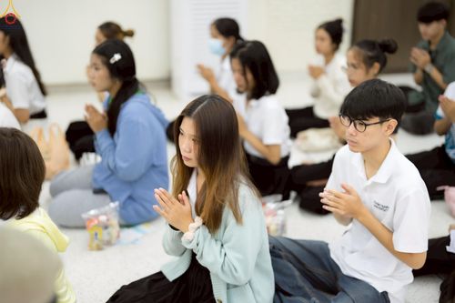 ภาพ No.243096:วันพฤหัสบดีที่ 4 กันยายน พ.ศ. 2568 เวลา 07.00-08.15 น. มหาวิทยาลัยเกษตรศาสตร์ กำแพงแสน ร่วมทำบุญตักบาตร Freshy KU85 พระสงฆ์ 85 รูป