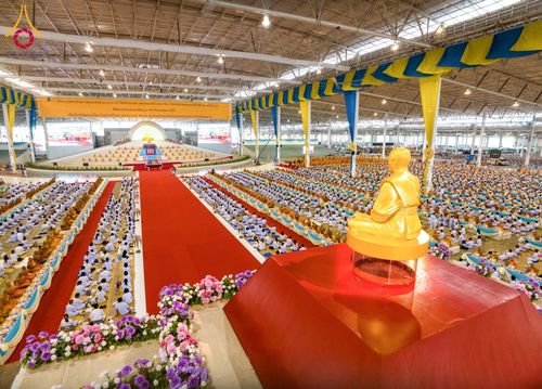 ภาพ No.59983:พิธีเจริญพระพุทธมนต์ "ฉลองอายุวัฒนมงคล 80 ปี หลวงพ่อธัมมชโย" พิธีถวายไทยธรรม คณะสงฆ์ 10,000 กว่าวัดทั่วประเทศ ในวันคุ้มครองโลก วันจันทร์ที่ 22 เมษายน พ.ศ. 2567 ณ สภาธรรมกายสากล วัดพระธรรมกาย จ.ปทุมธานี