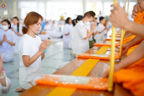 ภาพ No.229715:วันที่ 25 มิถุนายน พ.ศ. 2568 (แรม 15 ค่ำ เดือน 7) พิธีบุพเปตพลี ครั้งที่ 166 ร่วมอุทิศบุญแด่หมู่ญาติที่ล่วงลับไปแล้ว และสืบทอดอายุพระพุทธศาสนา ณ หอฉันคุณยายอาจารย์ฯ วัดพระธรรมกาย