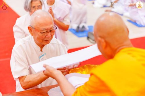 ภาพ No.157868:โครงการอบรมอุบาสก อุบาสิกาแก้ว  ตัวแทนทอดกฐิน 30,000 วัด ทั่วไทย บูชาธรรม 80 ปี หลวงพ่อธัมมชโย โซนตะวันตก 6 จังหวัด รุ่นที่ 3 ระหว่างวันที่ 20-22 กันยายน พ.ศ. 2567 ณ ศูนย์อบรมเยาวชนกาญจนบุรี