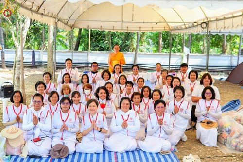 ภาพ No.203005:V.51 สารพัดV สารพัดดี ที่คลองบางนางแท่น ในโครงการธรรมยาตรา กตัญญูบูชา มหาปูชนียาจารย์ พระมงคลเทพมุนี(สด จนฺทสโร) พระผู้ปราบมาร อนุสรณ์สถาน 7 แห่ง ปีที่ 13 ระหว่างวันที่ 2-31 มกราคม พ.ศ. 2568