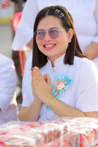 ภาพ No.235189:วันอาทิตย์ที่ 27 กรกฎาคม พ.ศ. 2568 พิธีตักบาตรพระ1,000 รูป ทำบุญเมืองพัทลุง ประธานสงฆ์ พระปริยัติวชิโรดม  เจ้าคณะจังหวัดพัทลุง ประธานฆราวาส นายรัฐศาสตร์ ชิดชู  ผู้ว่าราชการจังหวัดพัทลุง