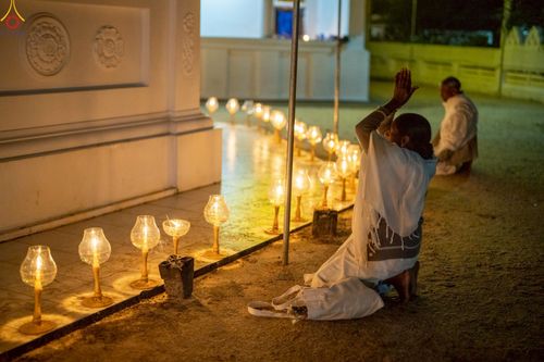 ภาพ No.229993:วันที่ 4 และ 12 พฤษภาคม พ.ศ. 2568 พิธีจุดวิสาขประทีป ถวายเป็นพุทธบูชา ณ วัดสุภัทรารามา มหาวิหาร เมืองบาดุลลา ประเทศศรีลังกา