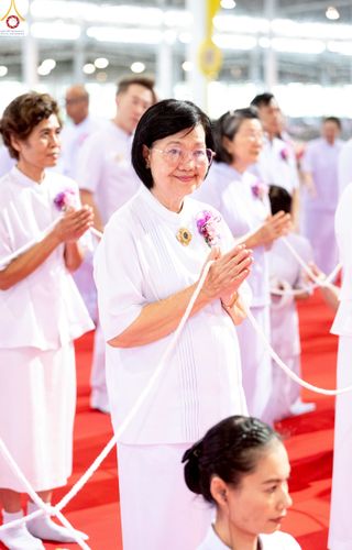 ภาพ No.247097:วันที่ 21 กันยายน พ.ศ. 2568 งานบุญวันอาทิตย์ พิธีจุดเทียนใจ ไฟนิรันด์ อนันตชัย ณ วัดพระธรรมกาย จ.ปทุมธานี