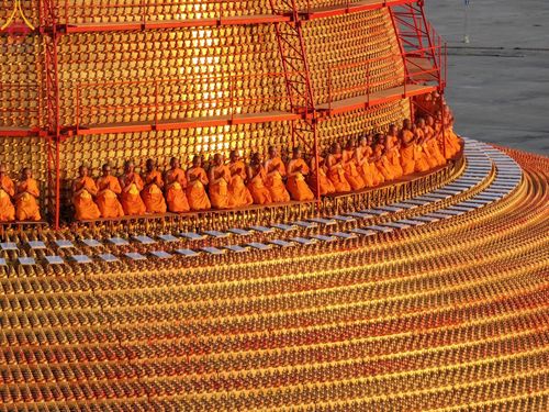 ภาพ No.194533:พิธีปฐมเริ่มสุวรรณรังสรรค์มหาธรรมกายเจดีย์ วันจันทร์ที่ 13 มกราคม พ.ศ. 2568 ณ มหาธรรมกายเจดีย์ วัดพระธรรมกาย จ.ปทุมธานี