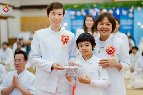 ภาพ No.221003:วันที่ 13 เมษายน พ.ศ. 2568 พิธีโปรยรัตนชาติปฐมเริ่มสถาปนาเจดีย์ และ พิธีเปิดหมู่บ้านปฏิบัติธรรม เพื่อการบรรลุธรรม ณ วัดป่าธรรมกายนานาชาติโทชิหงิ  ประเทศญี่ปุ่น