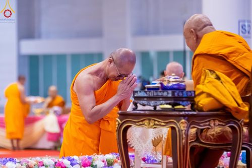 ภาพ No.57992:พิธีมุทิตาสักการะพระสังฆาธิการ ผู้ที่ได้รับพระราชทานเลื่อนและตั้งสมณศักดิ์ ปีพุทธศักราช 2567 วันอาทิตย์ที่ 28 เมษายน พ.ศ. 2567 ณ วัดพระธรรมกาย จ.ปทุมธานี