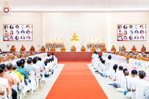 ภาพ No.149467:พิธีทักษิณานุปทานแด่บรรพชนตระกูลผ่องสวัสดิ์ และหมู่ญาติที่ล่วงลับไปแล้ว ประจำปี ครั้งที่ 19 วันพฤหัสบดีที่ 22 สิงหาคม พ.ศ. 2567 ณ พระมหาเจดีย์ทัตตชีโว ศูนย์อบรมเยาวชนกาญจนบุรี