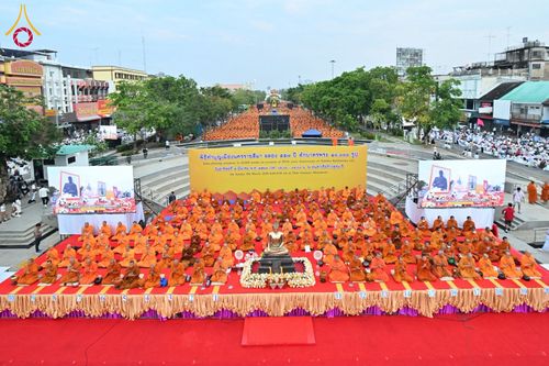 ภาพ No.210314:วันอาทิตย์ที่ 9 มีนาคม พ.ศ. 2568 พ่อเมืองโคราชจัดตักบาตรพระหมื่น ทำบุญเมือง 557 ปี