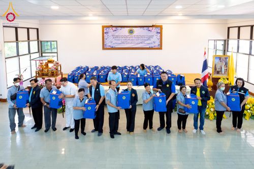 ภาพ No.259736:วันที่ 24 ตุลาคม พ.ศ. 2568 รพ.สต.คลองหนึ่ง อ.คลองหลวง สังกัด อบจ.ปทุมธานี จัดประชุมและมอบครุภัณฑ์ทางการแพทย์ เสริมพลัง อสม. ขับเคลื่อนสุขภาพชุมชนอย่างยั่งยืน ณ วัดพระธรรมกาย