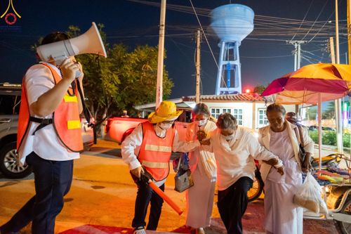 ภาพ No.115812:V.15 สามัคคี การเตรียมงาน เก็บงาน การรับบุญของเจ้าหน้าที่หน่วยงานต่างๆ เพื่อโครงการธรรมยาตรา กตัญญูบูชามหาปูชนียาจารย์ พระมงคลเทพมุนี (สด จนฺทสโร) พระผู้ปราบมาร อนุสรณ์สถาน 7 แห่ง ปีที่ 12 ระหว่างวันที่ 2 - 31 มกราคม พ.ศ.2567