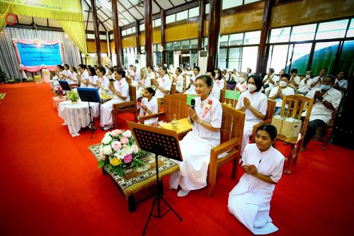 ภาพ No.140485:พิธีตอกเสาเข็มเป็นปฐมฤกษ์ เพื่อสร้างกุฎิและหอสวดมนต์ และพิธีทอดผ้าป่าบำรุงวัด ณ วัดกลางธนรินทร์ ต.บ้านแป้ง อ.พรหมบุรี จ.สิงห์บุรี วันอาทิตย์ที่ 9 มิถุนายน พ.ศ.2567