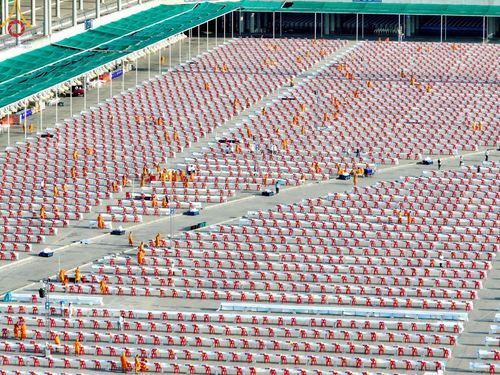 ภาพ No.218977:วันที่ 18-20 เมษายน พ.ศ. 2568 การเตรียมงานในลานธรรม , วิหารคด เพื่องานวันคุ้มครองโลก 22 เมษายน พศ. 2568