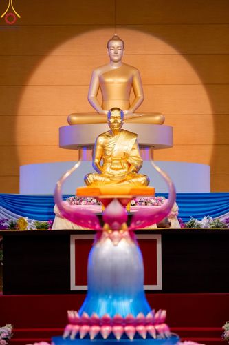 ภาพ No.154669:พิธีทอดผ้าป่าสมทบกฐินวัดพระธรรมกาย และสมทบกฐิน 30,000 วัดทั่วไทย ครั้งที่ 2 ณ สภาธรรมกายสากล วัดพระธรรมกาย วันอังคารที่ 17 กันยายน พ.ศ. 2567