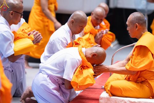 ภาพ No.156834:พิธีบรรพชาอุปสมบท ธรรมทายาท โครงการอุปสมบทหมู่บูชาธรรมครบรอบ 107 ปี วันครูผู้ค้นพบวิชชาธรรมกาย ณ โบสถ์พระไตรปิฏก วัดพระธรรมกาย วันเสาร์ที่ 14 กันยายน พ.ศ. 2567
