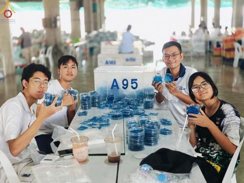 ภาพ No.58396:V.41 เทหมดใจ  ลุยต่อไป ร้อยซาวปี การเตรียมงาน การปฏิบัติงาน และการเก็บงาน ของเจ้าหน้าที่หน่วยงานต่างๆ เพื่อพิธีฉลองอายุวัฒนมงคล 80 ปี หลวงพ่อธัมมชโย และรับถวายมหาสังฆทาน 10,000 กว่าวัดทั่วประเทศ ในวันคุ้มครองโลก จันทร์ที่ 22 เมษายน พ.ศ. 2567