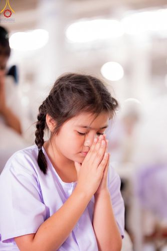 ภาพ No.136734:พิธีตักบาตร พิธีบูชาข้าวพระ ในวันอาทิตย์ต้นเดือนที่ 5 พฤษภาคม พ.ศ. 2567 ณ วัดพระธรรมกาย จ.ปทุมธานี