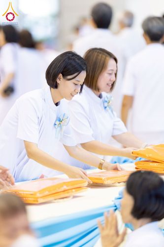 ภาพ No.215559:วันอาทิตย์ต้นเดือนที่ 6 เมษายน พ.ศ. 2568 ขบวนอัญเชิญผ้าป่าสมทบ มหาสังฆทาน 40,000 กว่าวัดทั่วประเทศ ณ สภาธรรมกายสากล วัดพระธรรมกาย