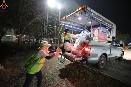 ภาพ No.112622:V.11 สามารถ การเตรียมงาน เก็บงาน การรับบุญของเจ้าหน้าที่หน่วยงานต่างๆ เพื่อโครงการธรรมยาตรา กตัญญูบูชา มหาปูชนียาจารย์ พระมงคลเทพมุนี (สด จนฺทสโร) พระผู้ปราบมาร อนุสรณ์สถาน 7 แห่ง ปีที่ 12 ระหว่างวันที่ 2 - 31 มกราคม พ.ศ.2567