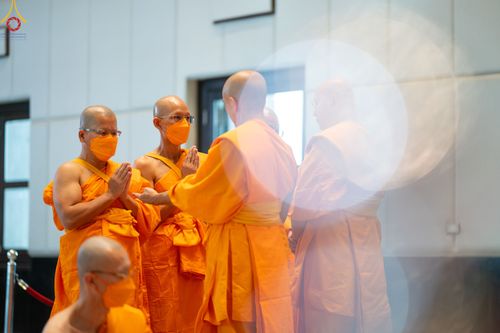 ภาพ No.83521:พิธีบรรพชาอุปสมบทหมู่ธรรมทายาทนานาชาติ (ภาคภาษาจีน) รุ่นที่ 18 ณ โบสถ์พระไตรปิฎก วัดพระธรรมกาย จ.ปทุมธานี วันเสาร์ที่ 15 กรกฎาคม 2566