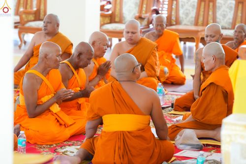 ภาพ No.280472:วันที่ 4 ธันวาคม พ.ศ. 2568 พิธีอุปสมบทหมู่ ในโครงการบวชบูชาธรรมมหาปูชนียาจารย์ 4 วัด ในจังหวัดบุรีรัมย์