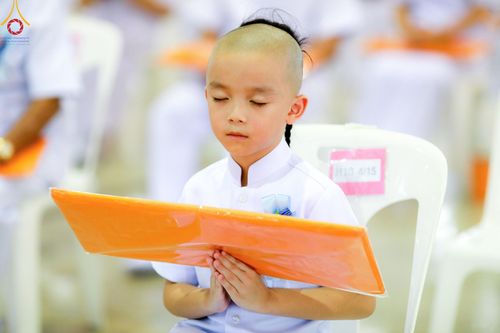 ภาพ No.154471:พิธีทอดผ้าป่าสมทบกฐินวัดพระธรรมกาย และสมทบกฐิน 30,000 วัดทั่วไทย ครั้งที่ 2 ณ สภาธรรมกายสากล วัดพระธรรมกาย วันอังคารที่ 17 กันยายน พ.ศ. 2567