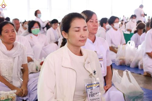 ภาพ No.227842:วันอาทิตย์ที่ 1 มิถุนายน พ.ศ. 2568 พิธีตักบาตร , พิธีบูชาข้าวพระ ณ วัดพระธรรมกาย จ.ปทุมธานี