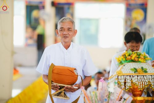 ภาพ No.165540:พิธีทอดกฐิน ณ วัดโพธิ์ชุม จ.เลย ในโครงการกฐินสามัคคีทั่วไทย 30,000 วัด บูชาธรรม 80 ปี หลวงพ่อธัมมชโย โดยคณะศิษยานุศิษย์วัดพระธรรมกาย วันที่ 21 ตุลาคม พ.ศ. 2567