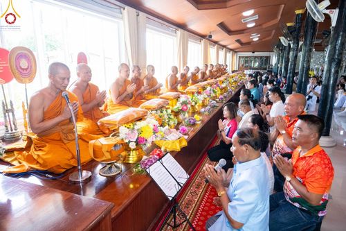 ภาพ No.96308:พิธีทอดกฐินสามัคคีทั่วไทย 5,000 วัด ณ วัดสว่างภพ จ.ปทุมธานี วันที่ 19 พฤศจิกายน พ.ศ. 2566