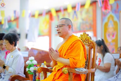 ภาพ No.265747:วันที่ 12 ตุลาคม พ.ศ. 2568 พิธีทอดกฐินสามัคคีทั่วไทย ณ วัดหลังถ้ำ ต.ท่าตูม อ.ศรีมหาโพธิ จ.ปราจีนบุรี โดยคณะศิษยานุศิษย์ บูชาธรรม 81 ปี หลวงพ่อธัมมชโย