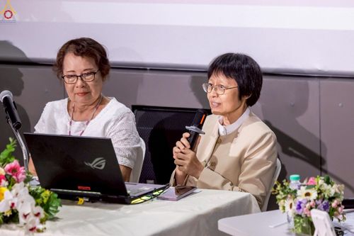 ภาพ No.240010:วันที่ 23 สิงหาคม พ.ศ. 2568 การบรรยายและเสวนา "หลักฐานธรรมกาย" โดยสถาบันวิจัยนานาชาติธรรมชัย นิวซีแลนด์ ณ อาคาร 100 ปี คุณยายฯ วัดพระธรรมกาย