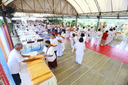 ภาพ No.76849:พิธีทอดผ้าป่าแก้วสำเร็จ เพื่อปูพื้นอาคารอเนกประสงค์ทั้ง 4 หลัง วันอาทิตย์ที่ 26 กุมภาพันธ์ พ.ศ. 2566 ณ ศูนย์ปฏิบัติธรรมนานาชาติเบตง จ.ยะลา