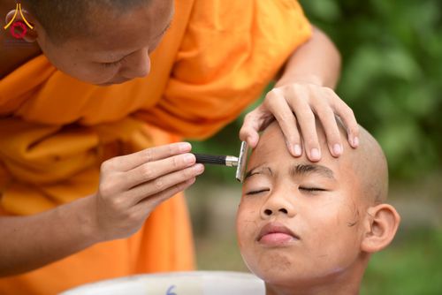 ภาพ No.214689:วันพฤหัสบดีที่ 3 เมษายน พ.ศ. 2568 พิธีปลงผมสามเณรฟื้นฟูทั่วไทย ณ ศูนย์ปฏิบัติธรรมบุญประสาน อ.ปากช่อง จ.นครราชสีมา