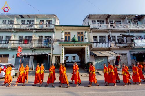 ภาพ No.224360:วันที่ 8 พฤษภาคม พ.ศ. 2568 พิธีถวายมหาสังฆทาน 101 วัด  บูชาธรรมอายุวัฒนมงคล 100 ปี สมเด็จอาชญาธรรมพระเจ้า สมเด็จพระสังฆราชแห่งคณะสงฆ์ไทยเขิน นครเชียงตุง ในนามพระครูบาไชยบูลย์ ธัมมชโย ณ วัดราชฐานหลวงเชียงยืน รัฐฉาน สาธารณรัฐแห่งสหภาพเมียนมา