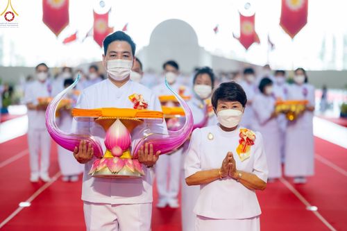 ภาพ No.88922:พิธีทอดผ้าป่าสมทบกฐินครั้งที่ 2 วันศุกร์ที่ 29 กันยายน พ.ศ. 2566 วันเพ็ญขึ้น 15 ค่ำ เดือน 10 ณ ห้องแก้วสารพัดนึก 1 วัดพระธรรมกาย