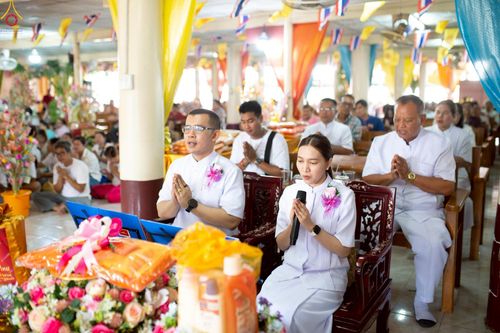 ภาพ No.258651:วันที่ 18 ตุลาคม พ.ศ. 2568 พิธีทอดกฐินสามัคคีทั่วไทย 30,000 วัด โดยคณะศิษยานุศิษย์ บูชาธรรม 81 ปี หลวงพ่อธัมมชโย ณ วัดสามเพลง ต.ปลายกลัด อ.บางซ้าย จ.พระนครศรีอยุธยา