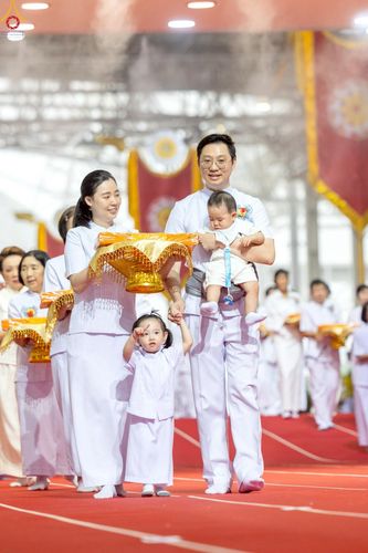 ภาพ No.243899:วันอาทิตย์ที่ 7 กันยายน พ.ศ. 2568 พิธีทอดผ้าป่าสมทบกฐินวัดพระธรรมกาย และสมทบกฐิน 30,000 วัดทั่วไทย ครั้งที่ 2 ณ ห้องแก้วสารพัดนึก 1 วัดพระธรรมกาย