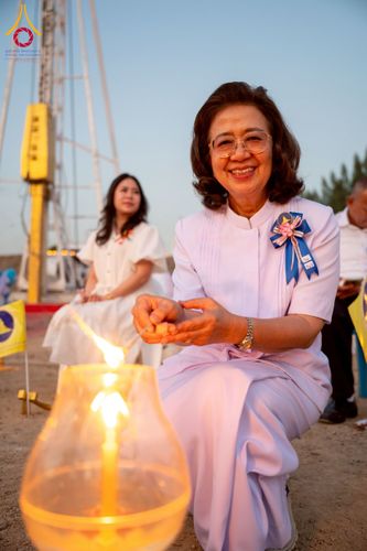 ภาพ No.275250:วันอาทิตย์ที่ 30 พฤศจิกายน พ.ศ. 2568 พิธีจุดประทีปถวายเป็นพุทธบูชา ณ ศูนย์ปฏิบัติธรรมระยอง (บ้านช่องลม)