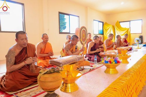 ภาพ No.172402:พิธีทอดกฐิน ณ สำนักสงฆ์บ้านผาเอียง ต.ห้วยต้อน อ.เมืองชัยภูมิ จ.ชัยภูมิ ในโครงการกฐินสามัคคีทั่วไทย 30,000 วัด บูชาธรรม 80 ปี หลวงพ่อธัมมชโย โดยคณะศิษยานุศิษย์วัดพระธรรมกาย วันที่ 28 ตุลาคม พ.ศ. 2567