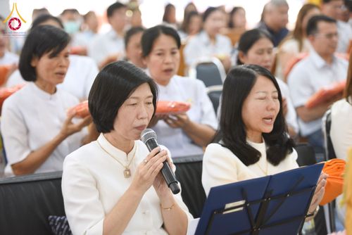 ภาพ No.173724:พิธีทอดกฐิน วัดเขาดินใต้ จ.สระบุรี ในโครงการกฐินสามัคคีทั่วไทย 30,000 วัด บูชาธรรม 80 ปี หลวงพ่อธัมมชโย โดยคณะศิษยานุศิษย์วัดพระธรรมกาย วันที่ 7 พฤศจิกายน พ.ศ. 2567