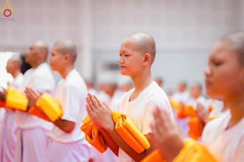 ภาพ No.135250:พิธีขอขมารับผ้าไตร, พิธีบรรพชา ในโครงการบรรพชาสามเณร ฟื้นฟูพระพุทธศาสนาทั่วไทย ณ ศูนย์อบรมเยาวชนกาญจนบุรี วันที่ 6 เมษายน พ.ศ. 2567