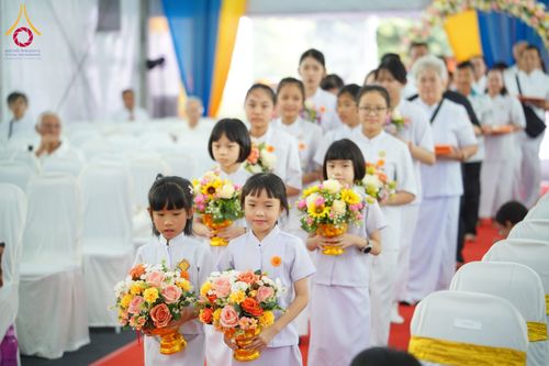 ภาพ No.168051:พิธีทอดกฐิน วัดพระธรรมกายกัวลาลัมเปอร์ ประเทศมาเลเซีย วันที่ 20 ตุลาคม พ.ศ. 2567