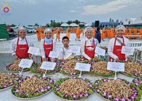 ภาพ No.118840:พิธีถวายภัตตาหารเป็นสังฆทาน แด่คณะพระธรรมยาตรา ปีที่ 12 วันที่ 26 มกราคม พ.ศ. 2567 ณ อนุสรณ์สถานบางปลา จ.นครปฐม