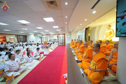 ภาพ No.183774:พิธีทอดกฐิน วัดพระธรรมกายไทเป ประเทศไต้หวัน  บูชาธรรม 80 ปี หลวงพ่อธัมมชโย โดยคณะศิษยานุศิษย์วัดพระธรรมกาย วันที่ 10 พฤศจิกายน พ.ศ. 2567