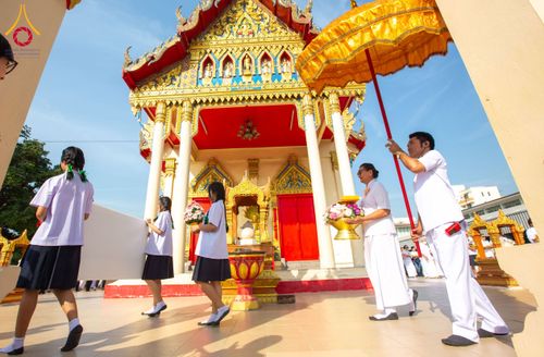 ภาพ No.205158:พิธีทอดผ้าป่าทำนุบำรุงศาสนสถาน ณ วัดบางขัน ตำบลคลองหนึ่ง อำเภอคลองหลวง จังหวัดปทุมธานี ในโครงการธรรมยาตรา กตัญญูบูชา มหาปูชนียาจารย์ พระมงคลเทพมุนี(สด จนฺทสโร) พระผู้ปราบมาร อนุสรณ์สถาน 7 แห่ง ปีที่ 13 วันที่ 30 มกราคม พ.ศ. 2568