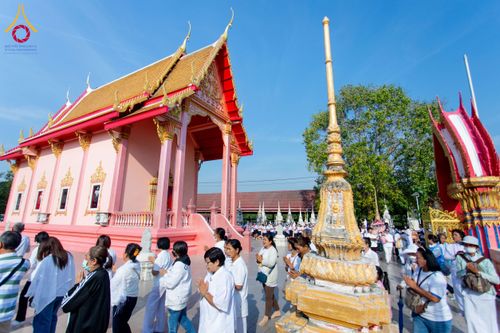 ภาพ No.204993:พิธีทอดผ้าป่าทำนุบำรุงศาสนสถาน ณ วัดบ่อทอง ตำบลคูขวาง อำเภอลาดหลุมแก้ว จังหวัดปทุมธานี ในโครงการธรรมยาตรา กตัญญูบูชา มหาปูชนียาจารย์ พระมงคลเทพมุนี(สด จนฺทสโร) พระผู้ปราบมาร อนุสรณ์สถาน 7 แห่ง ปีที่ 13 วันที่ 30 มกราคม พ.ศ. 2568 