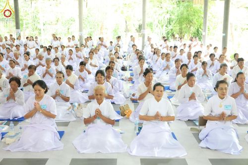 ภาพ No.154976:โครงการอุบาสกแก้ว อุบาสิกาแก้ว รุ่นที่ 2 ตัวแทนทอดกฐินสามัคคีทั่วไทย 30,000 วัด บูชาธรรม 80 ปี หลวงพ่อธัมมชโย จังหวัดบุรีรัมย์ ระหว่างวันที่ 13-15 กันยายน พ.ศ. 2567