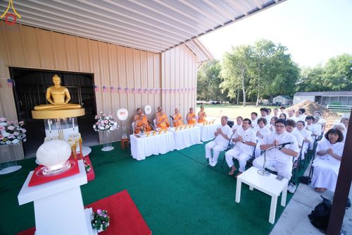 ภาพ No.142895:พิธีเจริญพระพุทธมนต์ โปรยรัตนชาติ เพื่อความเป็นสิริมงคล  ณ พื้นที่ก่อสร้างอาคารปฏิบัติธรรม “แก้วธรรมชัยรัตนอนันต์”  วัดพระธรรมกายเทนเนสซี ประเทศสหรัฐอเมริกา วันอังคารที่ 2 กรกฎาคม พ.ศ. 2567